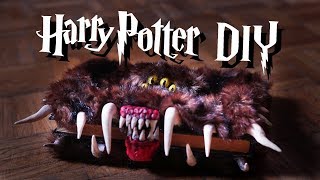 Potworna Księga Potworów  HARRY POTTER DIY [upl. by Ines]