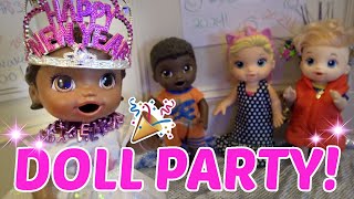 BABY ALIVE has a NEW YEARS PARTY The Lilly and Mommy Show FUNNY KIDS SKIT [upl. by Pollard]