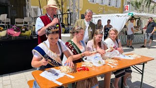 Traditionelles Spargelfest Schrobenhausen 2022  SpargelSchälwettbewerb der Königinnen [upl. by Enerual900]