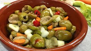 Olive schiacciate e condite alla siciliana la nostra ricetta perfetta [upl. by Almeria]