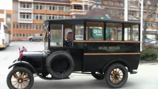 TFord oldtimer bus at Fagernes Norway [upl. by Vigen]