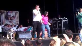 Zanger Rinus  Hey Marlous live  MeerLive 2012 [upl. by Analaj498]