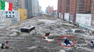 Severe weather in Sicilia Italy causes chaos Flooding in Catania turns streets into rushing rivers [upl. by Solita]