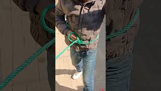 Practical Knotting Tips OneHanded Escape Knot [upl. by Teferi]