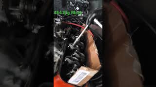 454 BIG BLOCK RUNNING VALVE ADJUSTMENT [upl. by Mancino]