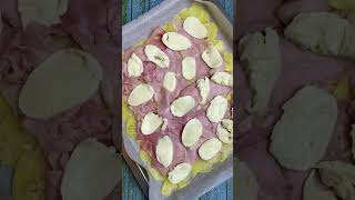 Pizza di patate con prosciutto e mozzarella… spaziale [upl. by Acinhoj]