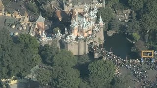 Apagón eléctrico en Disney Miles de turistas fueron evacuados de los juegos [upl. by Hillard]