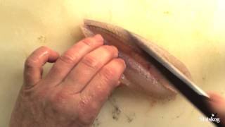 Rensing og tilberedning av abbor  How to clean and cook perch [upl. by Lirba]