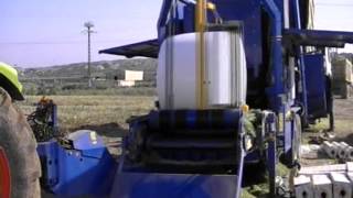 ensilage et enrubannage agroplus algerie 00 213 5 50 71 77 74包扎青贮玉米 [upl. by Alrich]