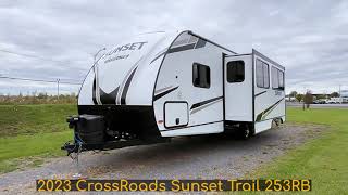 2023 CrossRoads Sunset Trail 253RB roulotte salle de bain arrière [upl. by Nilyam]