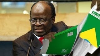 Joaquim Barbosa rasga a constituição FARSA Ministro [upl. by Haidej]