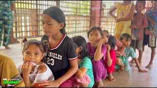 Giving Away FREE Food at Caragasan Beach Zamboanga Mindanao Philippines [upl. by Enilrad]