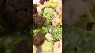 🍤 En Lezzetli Karidesli Sezar Salata Tarifi  Pratik ve Sağlıklı Salata Tarifleri 🥗 [upl. by Treat616]