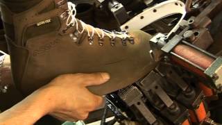 Fabrication des chaussures Asolo en Europe [upl. by Vizza]