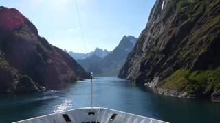 Mit dem Hurtigruten Schiff MS Nordnorge in den Trollfjord [upl. by Gabrielson]