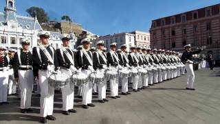 Ingreso de Escuela Naval a Plaza Sotomayor 21 de Mayo 2017 [upl. by Suoivatnod]