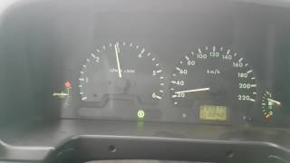 Land Rover Discovery 2 TD5 Acceleration [upl. by Ecinahs]