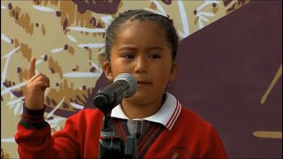 Increíble Niña Recita una poesía que nos hizo llorar [upl. by Ytsrik]