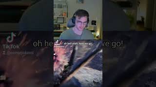 Kinsect Glaive goes Flippy Flippy monsterhunter monsterhunterworld streaming gamer [upl. by Yahsal]