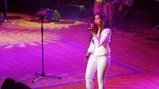 Shreya Ghoshal Chikni Chameli Shayrana style [upl. by Kelton985]