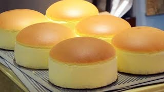 Jiggly Fluffy Japanese Cheese Cake [upl. by Anahsal]