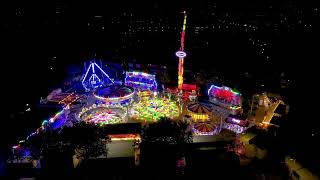 Dronevideo van kermis in de avond tijdens de Oranjefeesten 2023 in Noordwijkerhout [upl. by Ytirehc121]