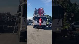 LIEBHERR LTM 110053 MOBILE CRANE RETRACTING 4 OUTRIGGERS [upl. by Malloch]