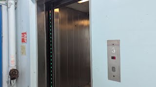 Knackered Express lift in Hanley [upl. by Roehm435]