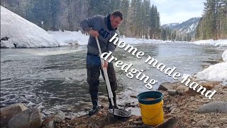 GOLD PROSPECTING WITH A HAND DREDGE HOMEMADE CREVICE PUMPgoldmining gold [upl. by Sacks]