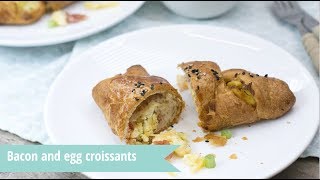 PAASRECEPT  Bacon and egg croissants  Perfect recept voor de paasbrunch [upl. by Llet]