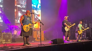 Bowling For Soup 1985 live at Grimsby Auditorium 14042022 [upl. by Poole740]