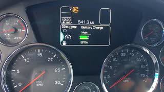 Kenworth T680 or T880 Battery Status Gauge [upl. by Blake799]