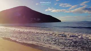 Praia Martim de Sá ao Amanhecer  𝘾𝙞𝙣𝙚𝙢𝙖𝙩𝙞𝙘 𝟰𝙆  Fernando Imagens [upl. by Agatha]