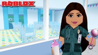 I MADE A MATERNITY WARD IN MY BLOXBURG HOSPITAL  Roblox [upl. by Amron]