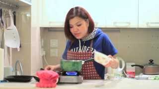 MayMay Cooking Channel 雪耳雪梨糖水 [upl. by Irod513]