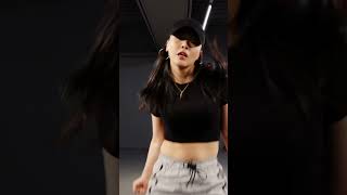 😎🤷‍♀️ zeze choreography [upl. by Repooc]