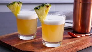 Pisco Sour de Piña y Coco [upl. by Htebirol]