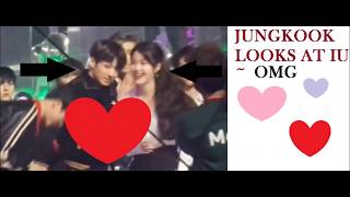 JUNGKOOK LOOKS AT IU MELON AWARDS2017 [upl. by Ahsir]