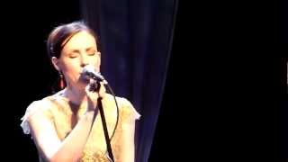 Julie Fowlis  Hug Air ABhonaid Mhoir  LIVE [upl. by Adivad217]