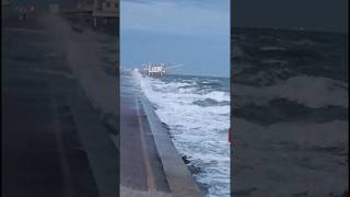 MARINA DI RAVENNA ITALY 🇮🇹🌊🌊🌊😲👀✅🙏😱beach waves [upl. by Ob]