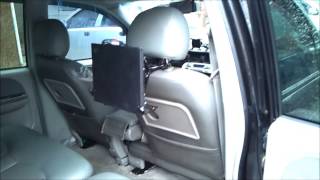 노트북 넷북용 헤드레스트거치대 A Laptop Mount Headrest Mount fixed onto headrest polesnew headrest netbook1 [upl. by West796]