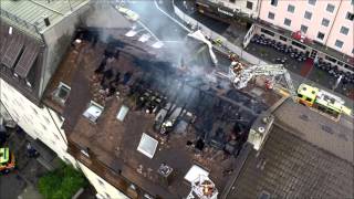 Drohnenflug bei Dachstockbrand Berufsfeuerwehr Schutz amp Rettung Zürich [upl. by Zippora]