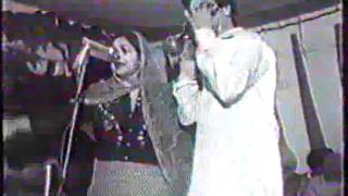 Chamkila and Amarjot  Chak Daoon Ghare Ton Kaula  LIVE  12021986 [upl. by Reinal468]