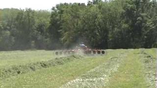 Kuhn SR 110 Speed Rake  Hay Day 09 [upl. by Dloreg]