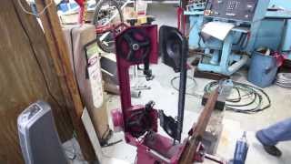 Harbor Freight 93762 Bandsaw  review and how to change blade [upl. by Navada]