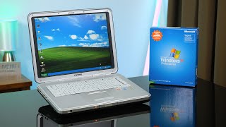 Using Compaqs Huge Pentium 4 Laptop from 2004 [upl. by Lavona112]