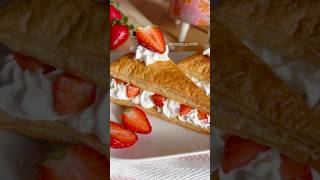 Triangles feuilletés aux fraises 🍓 [upl. by Fakieh214]