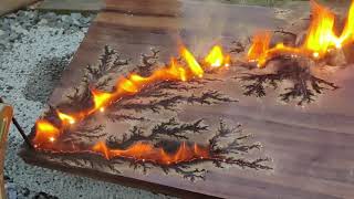 DIY CUTTING BOARD LICHTENBERG FIGURE amp EPOXY [upl. by Swann364]