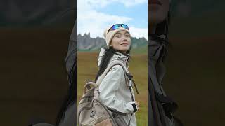 HTF7001 best breathable waterproof lightweight womens outdoor hiking jacket [upl. by Eilyak]