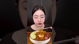 Hum nay ăn mì cùng e nha 😋 e mời mn mukbang mytron samyang samyangnoodles [upl. by Naltiac106]